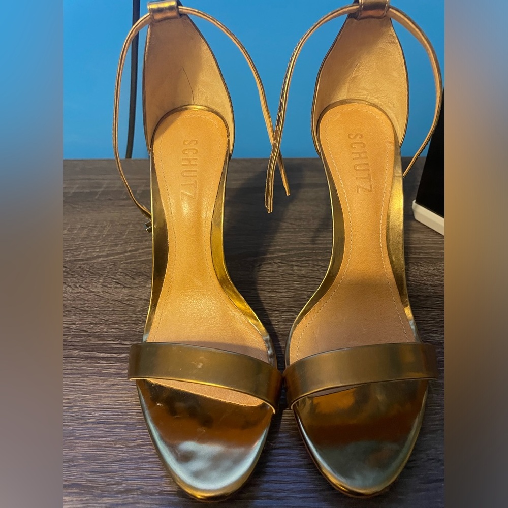 Schutz Cadey Lee Sandal Size 7, Metallic Bronze